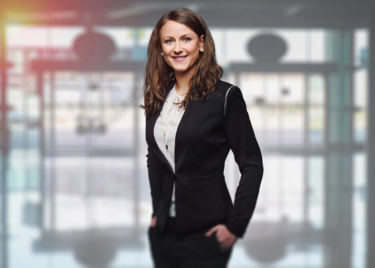 How a Professional Headshot Shapes Your Personal and Career Success